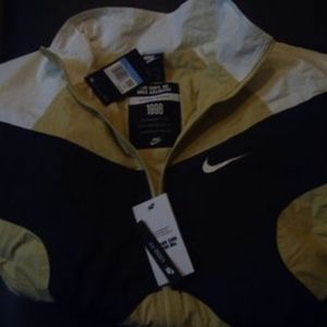 Air Nike windbreaker